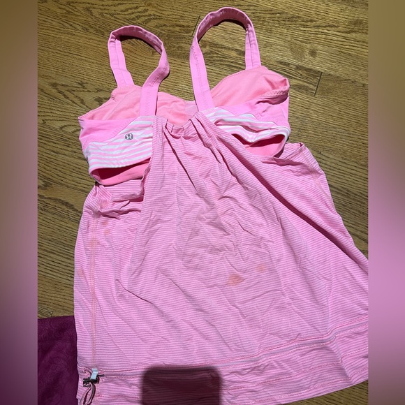 Lululemon Tank - Picture 2 of 3